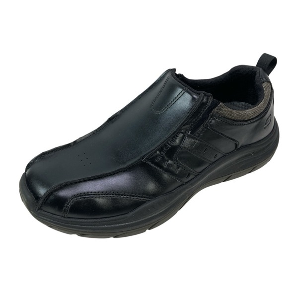 Skechers Men's Black Leather Relaxed Fit Goga Mat Arch Loafer Shoes Size 10.5 - Picture 1 of 13
